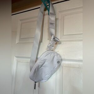 Lululemon Athletica White Bag with Silver Zipper